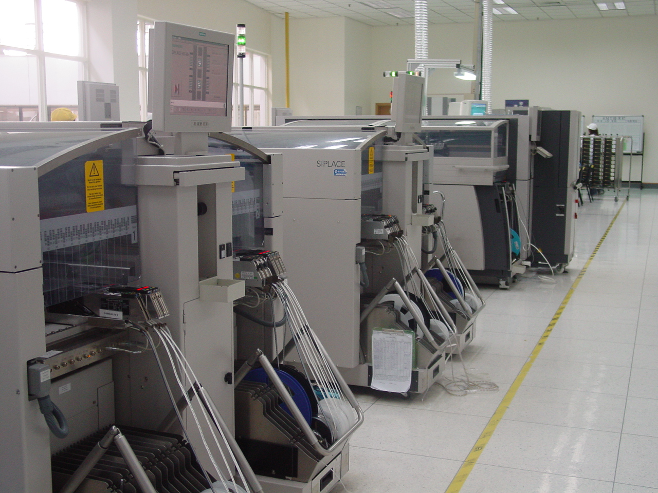 國產電子貼裝核心設備處于什么水平?跟頂級水平有多大差距?